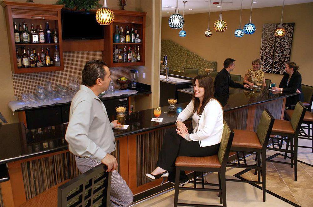 Hilton Garden Inn Houston/Clear Lake Nasa Webster Restaurant photo