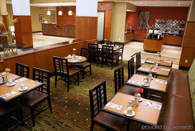 Hilton Garden Inn Houston/Clear Lake Nasa Webster Restaurant photo
